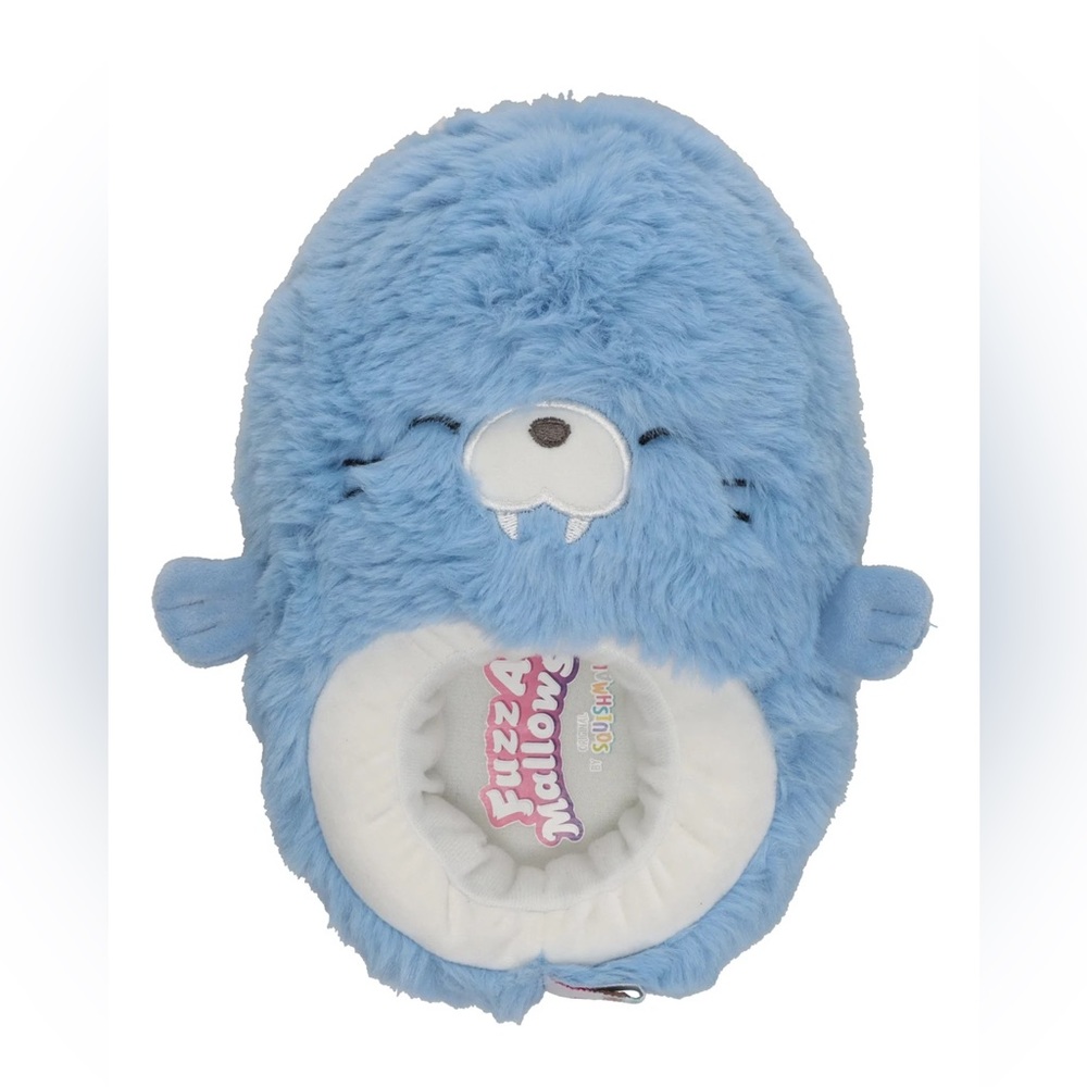 Squishmallows Women’s Harvey the Walrus Slippers, 7-8